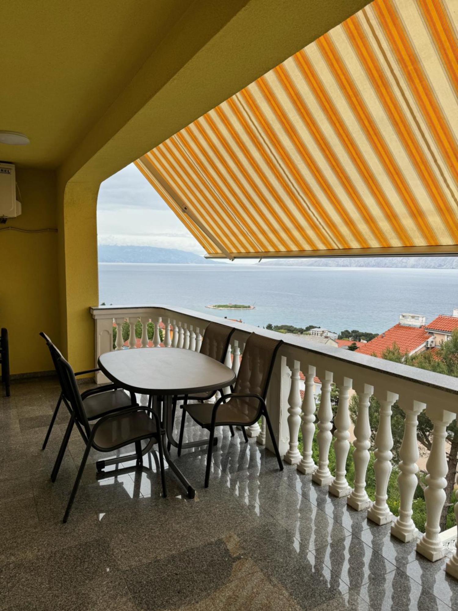 Haus Ella Novi Vinodolski Exterior foto