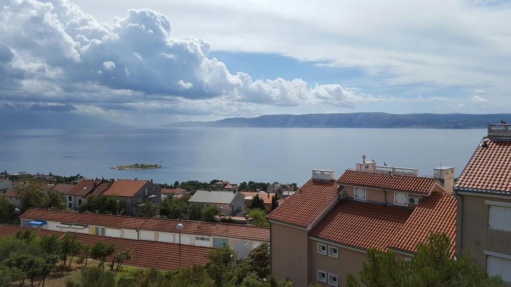 Haus Ella Novi Vinodolski Exterior foto